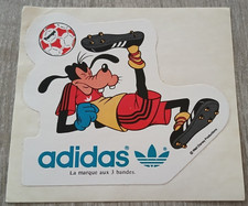 Autocollant (1)  vintage ancien ADIDAS Football Ballon Tango  Wald Disney Dingo