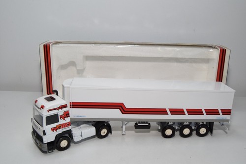 B71 eligor lbs renault - 1:43,