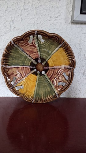 Plat céramique ajouré