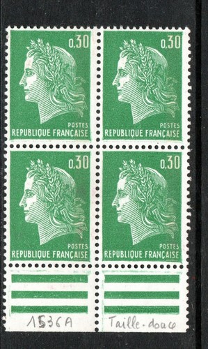 Photo contractuelle timbre - /,