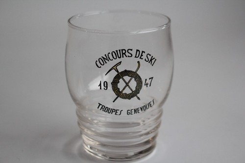 Ancien verre émaillé