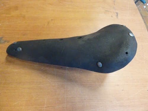 Ancien vélo selle - , spéciale