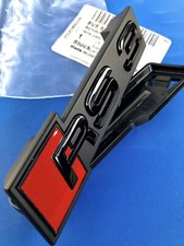 LOGO AUDI RS3 8Y CALANDRE