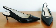 ESCARPINS POINTUS NOIR. CHAUSSURES A BRIDE. ANDRE. CUIR VERNI. POINTURE 39 / 40