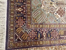 Exceptionnel tapis perse, laine et soie, entièrement noué main, comme neuf