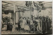 #184 Ancienne Carte postale Roquefort Aveyron Piqueuse et Brodeuse 