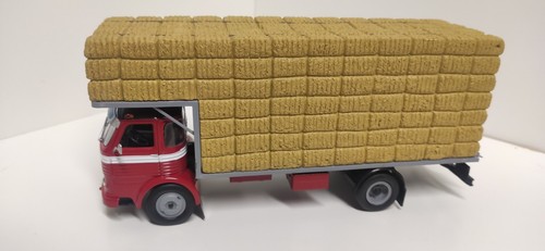 Miniature pegaso comet - miniature,