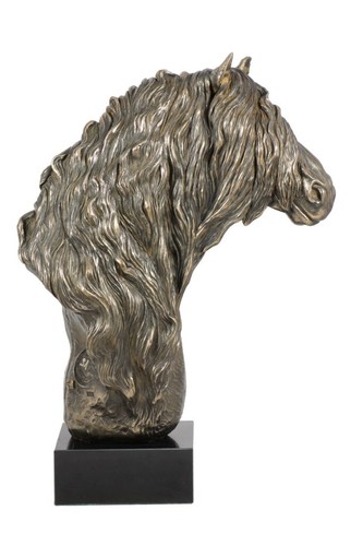 étalon cheval frison - de,
