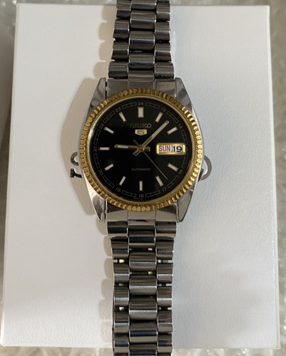 Montre pour homme - , seiko