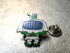 PINS PIN'S - JUDO - CLUB -