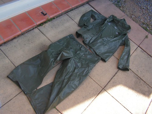 Ensemble caba pluie - ,
