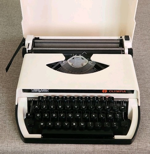 Machine écrire portable - à,