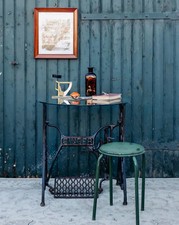 Francine, la table à machine