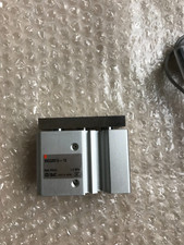 Cylindre guidé pneumatique