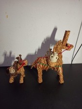 Deux ânes en tressage de