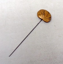 Epingle à chapeau ancienne en