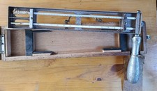 Psychromètre à crécelle vintage de 1957 de l'entreprise L. MAXANT (Paris)