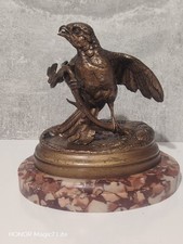 Sculpture en bronze signé Jules Moigniez ( 1835-1894) - Faucon Et Petit Papillon