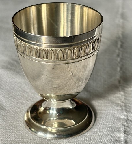 Coquetier metal argente - en,