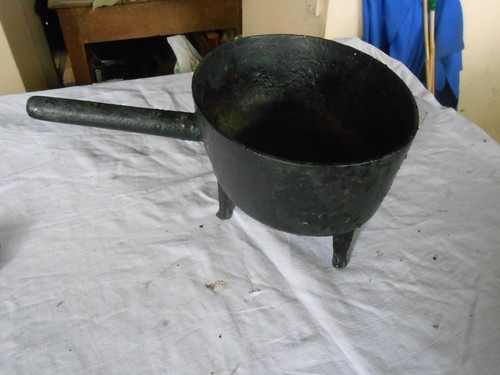 Cocotte ovale ancienne - cocotte,