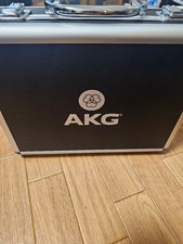 Microphone à condensateur AKG