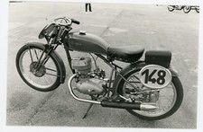 PHOTO Photographie, moto ancienne motocyclette PEUGEOT motorbike