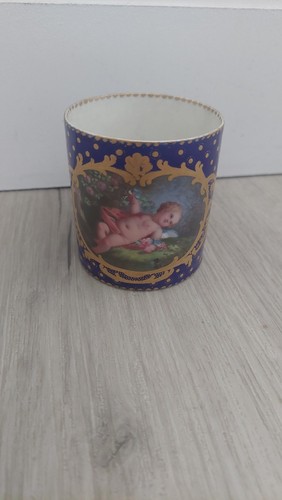 Tasse porcelaine sevres - ,