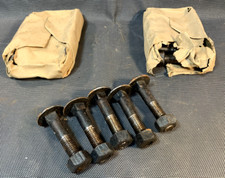 Lot de 19 anciens boulons