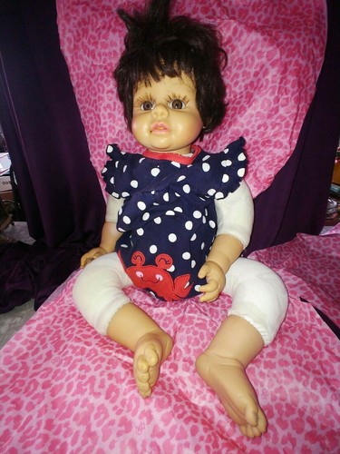 Heritage vintage doll - 2001,