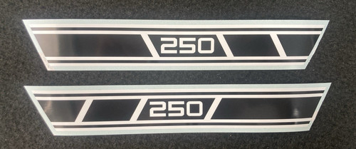 Yamaha rd250c side cover - rd250c,
