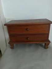 Ancienne Commode De Poupée En Bois, Boîte A Bijoux Coloniale Armoire De Bureau.