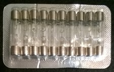 Lot de 10 fusibles sous blister ;  10A ;  6.3 x 32mm ; Type  D8 ; marque Cehess