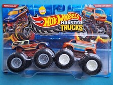 Town Hauler Vs Dodge Ram Van