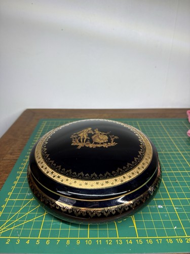 Bonbonniere porcelaine de - en,