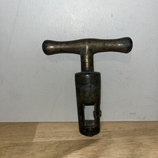 Ancienne Clé De Robinet Cuve Vin Fût Tonneau Fontaine Bronze? Laiton?