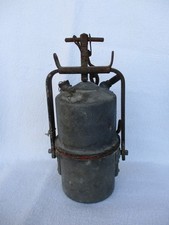 ANCIENNE LAMPE A CARBURE -