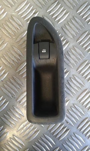 Commande bouton lève vitre