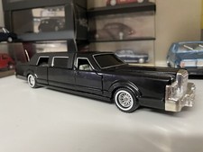 Lincoln Limousine 1/32