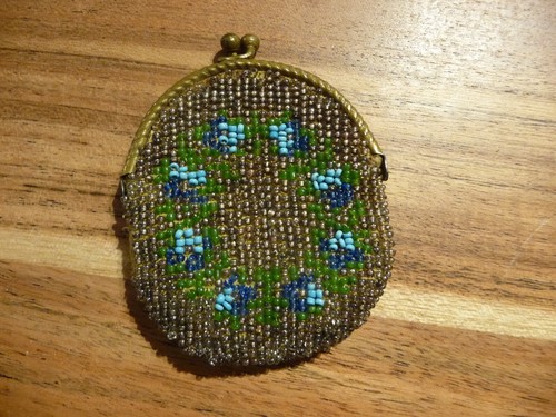 Ancien petit porte monnaie - , en