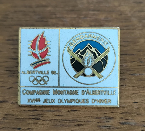Insigne pin réduction - pin's,