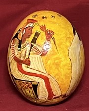 VERITABLE  OEUF D'AUTRUCHE-