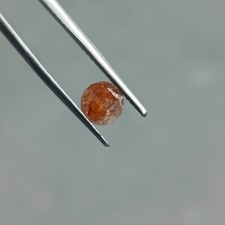 0.65 Carat Diamant Naturel