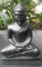 Statue artisanale Bouddha Thaïlandais En bois noir. En position de méditation