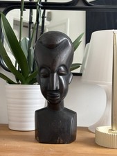 Buste africain en bois