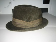 Ancien chapeau de Luxe France en feutre poils Initiale AH Tour de tête 55