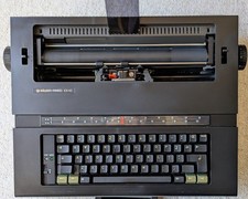 SILVER-REED EX43 Machine à écrire électrique: entièrement fonctionnelle