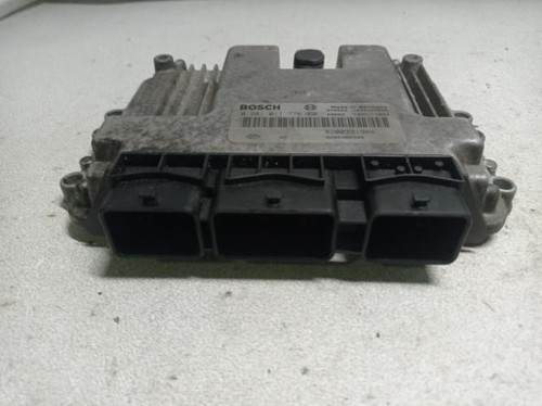 Calculateur moteur renault - calculateur,