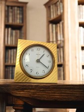 Réveil de voyage ancien