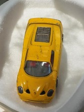 Véhicule miniature ancien vintage, voiture de collection rétro, modèle réduit d’