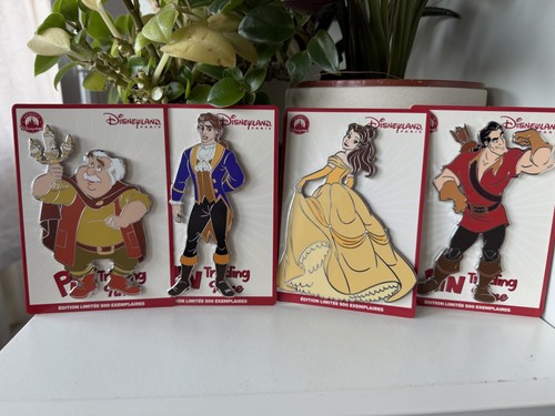 Set grands pin trading - 4,